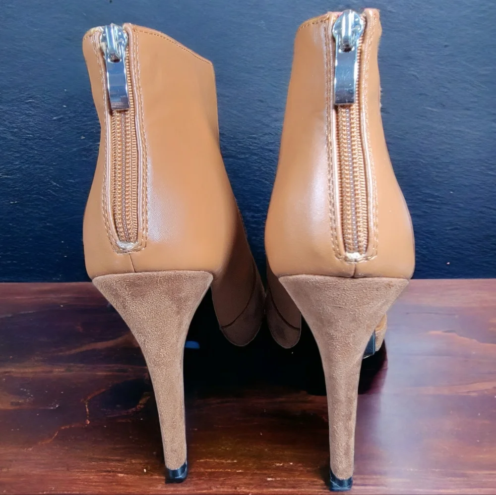 Ashley Stewart 'Chelsea' Booties‎ - Size 11